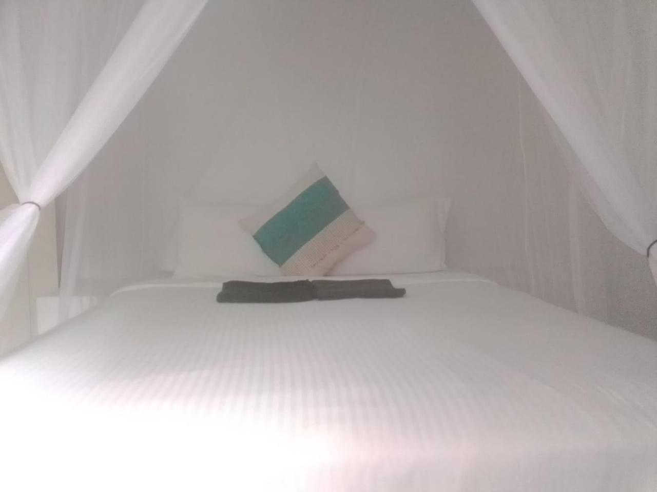 Hiriketiya Mahi Surf Apartment ดิคเวลลา ภายนอก รูปภาพ